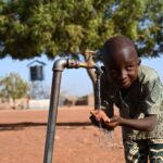 Journée de l&rsquo;enfant africain : le RAM WASH alerte sur l&rsquo;impact mortel de la crise de l&rsquo;eau sur 100 millions d&rsquo;enfants